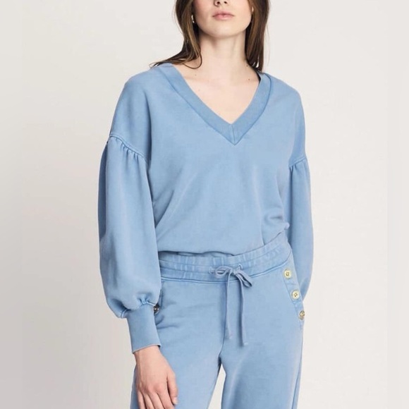 DEREK LAM 10 CROSBY EDIE SWEATSHIRT CASUAL EVERYDAY SCHOOL LOUNGE MEDIUM - Picture 1 of 10